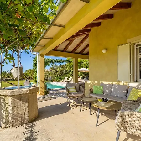 House Trsja Holiday home Linardici
