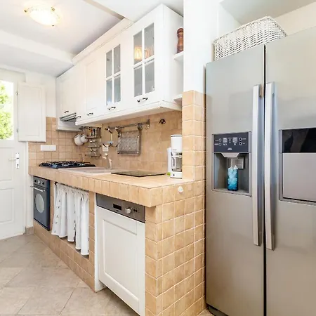 Holiday home House Trsja Linardici