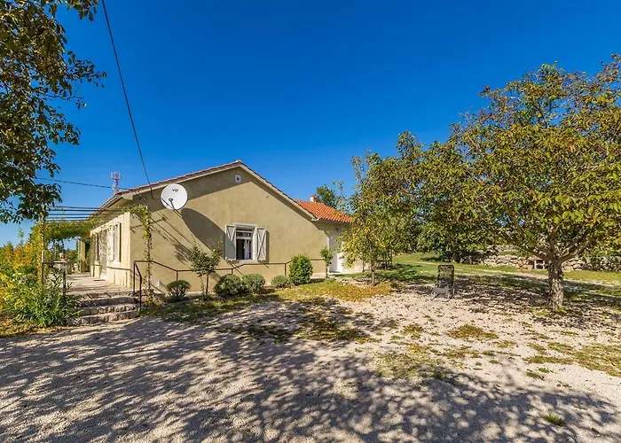 Ferienhaus House Trsja *